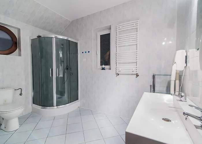 ベッド・アンド・ブレックファスト Miasteczko Portowe Uraz