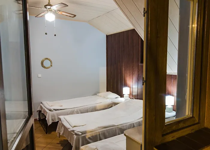 ベッド・アンド・ブレックファスト Miasteczko Portowe Uraz